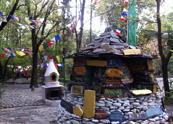 stupa-600